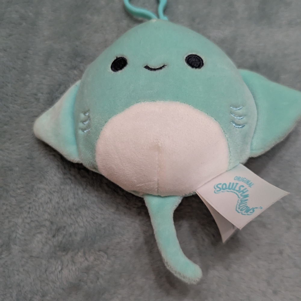 OG Maggie Squishmallow Stingray Clip NO TAG